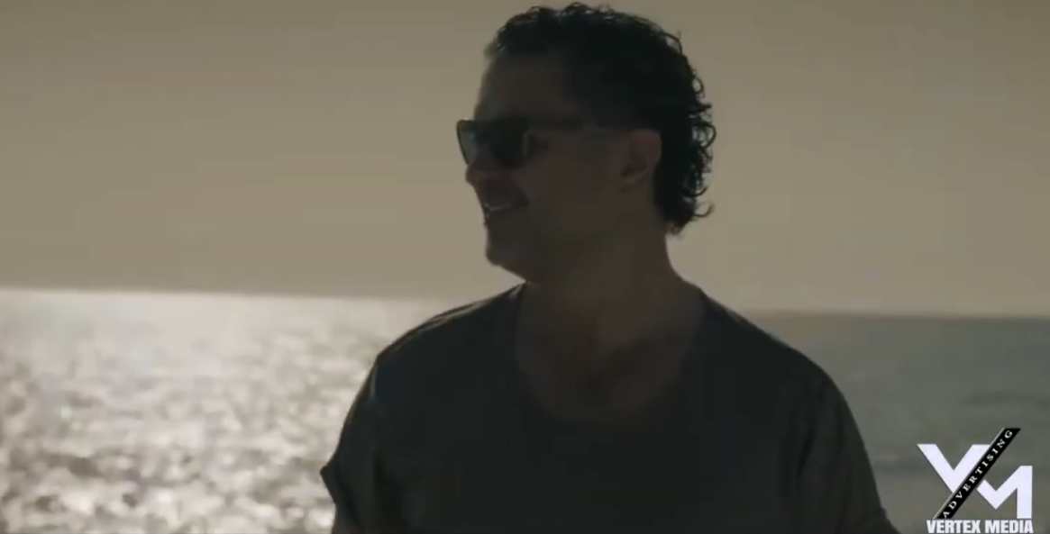 اعلان جوميرا باى - شركات عقارات